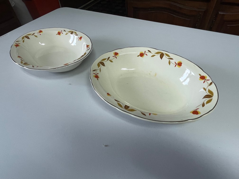 (2) Hall Jewel Tea Autumn Leaf Oval Serving Bowls