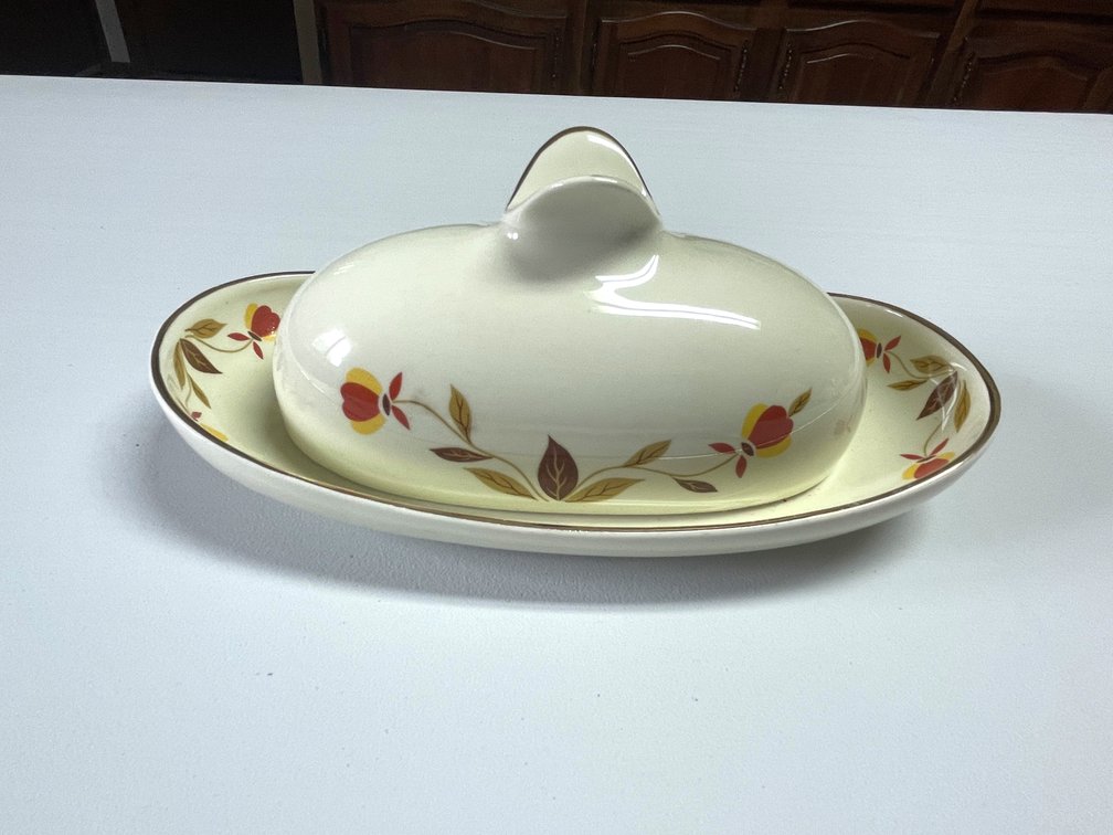 Hall Jewel Tea Autumn Leaf Oval Butter Dish