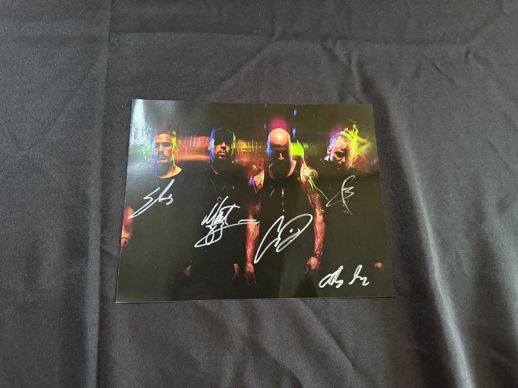 Daughtry Entertainer Photo