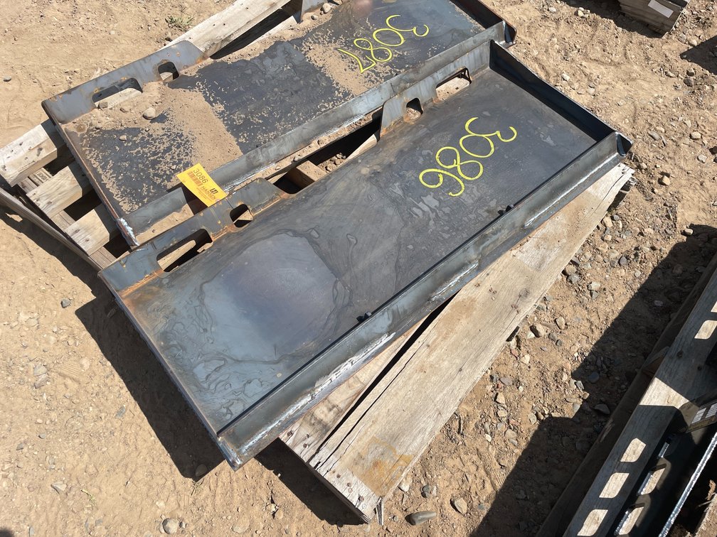 Unused 2025 Wolverine Quick Attach Mount Plate
