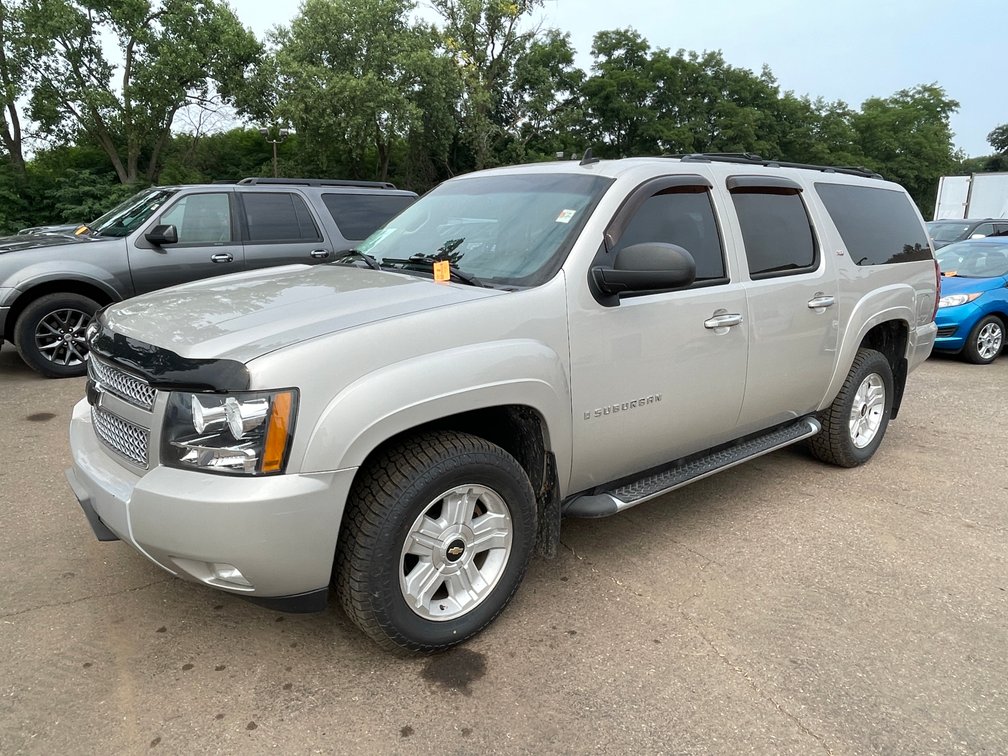 2008 Chevrolet Suburban Z71 4x4 (Has WI Title)