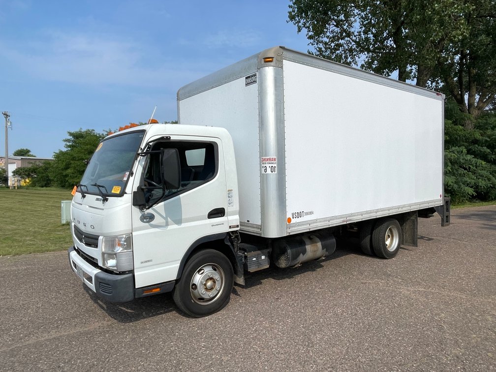2017 Mitsubishi Fuso Cargo Truck (Has WI Title)