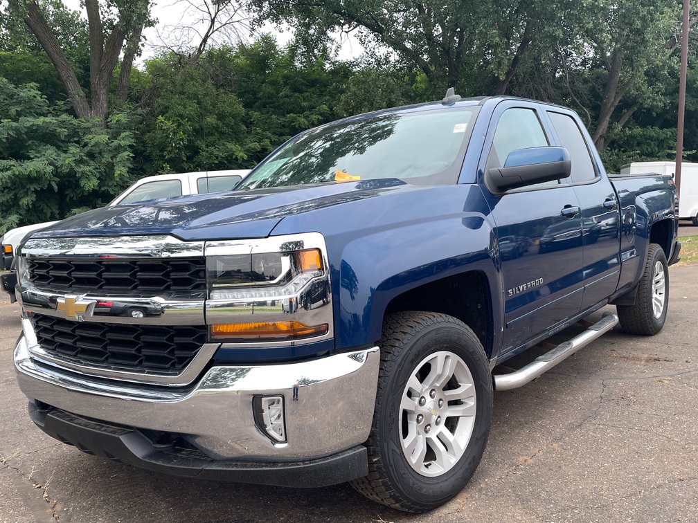 2017 Chevrolet Silverado 1500 Club Cab Pickup (Has WI Title)