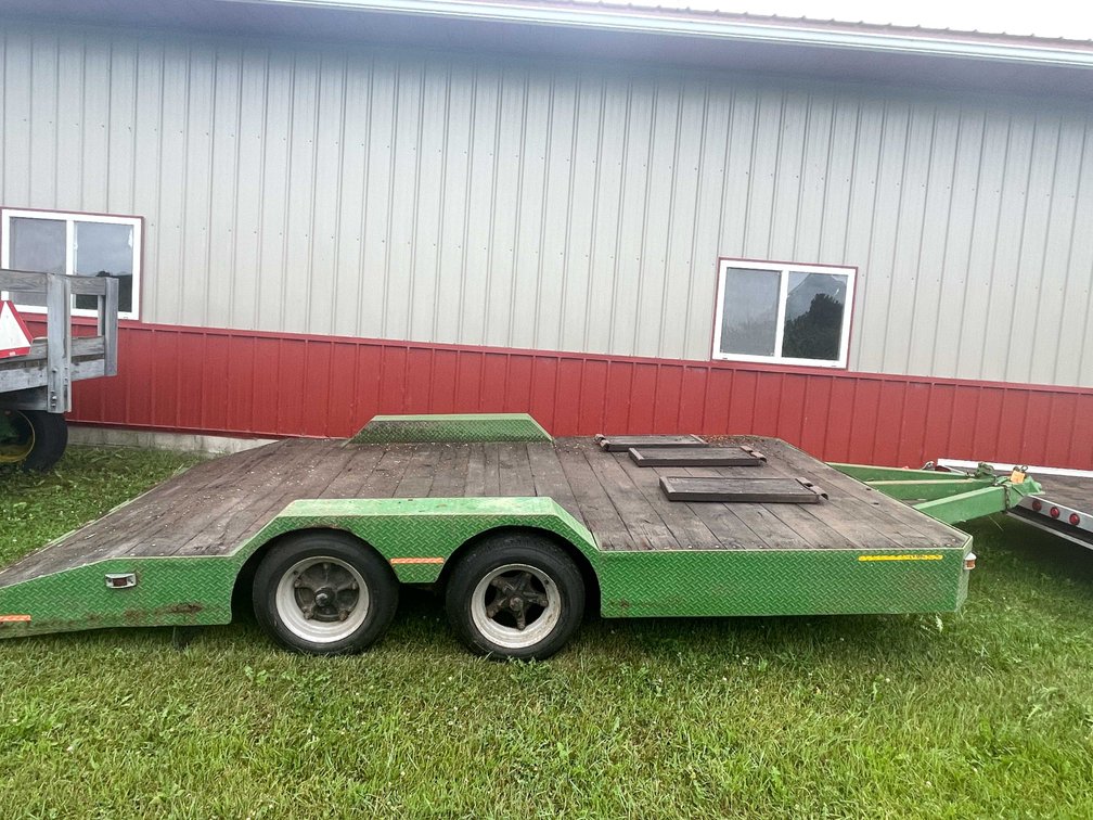 15' Dual Axle Trailer (No Title)