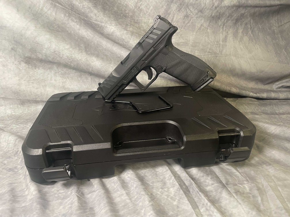 Walther  PDP  9mm Luger  Pistol, SN: FDE5849