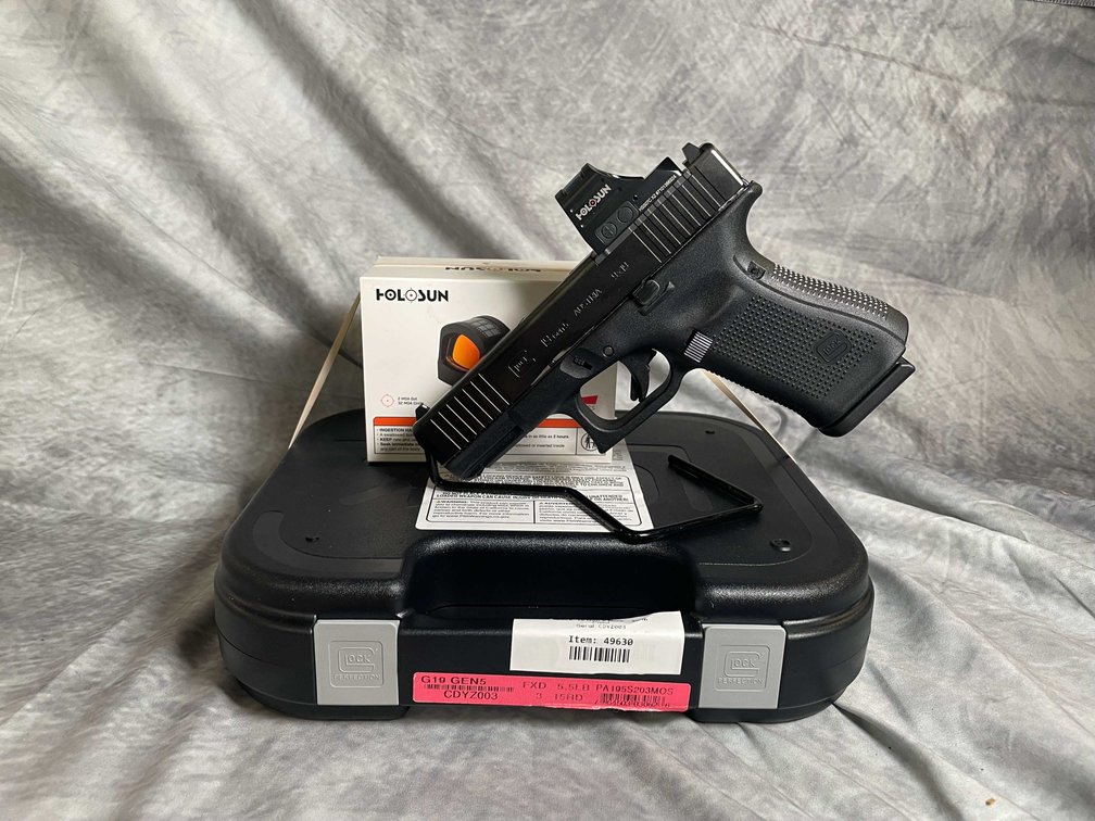 Glock 19 Gen 5 9mm Luger Semi-Auto Pistol, SN: CDYZ003