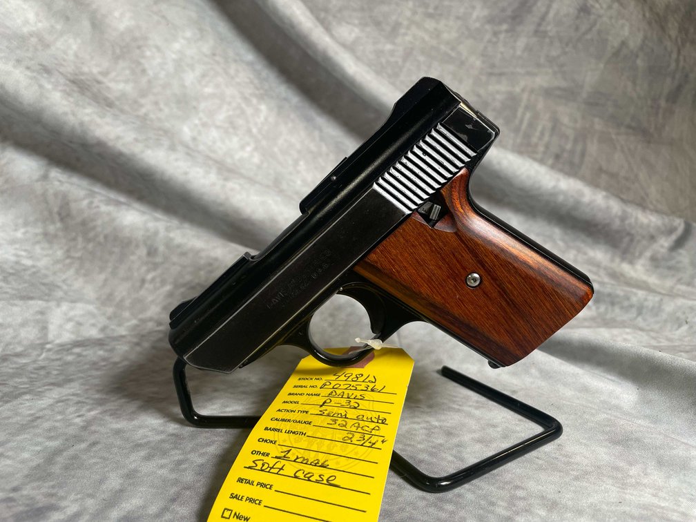 Davis P-32 32 Auto Pistol, SN: P075361
