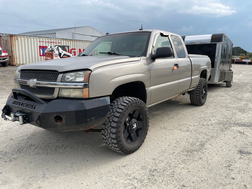 2003 Chevy Extended Cab Pickup Truck (Has WI Title)