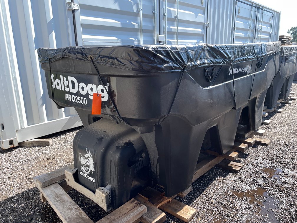 Salt Dogg Pro 2500 Truck Bed Salter