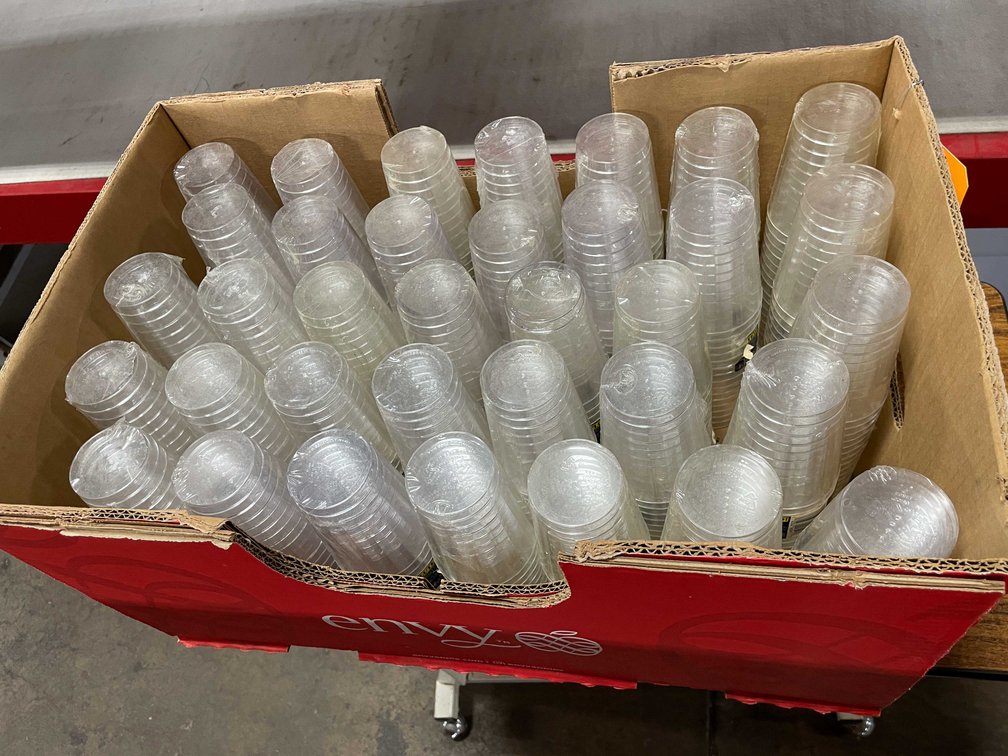 Plastic Camping Cups (T14)