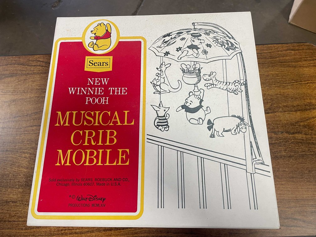 Winnie The Pooh Musical Crib Mobile (T6)