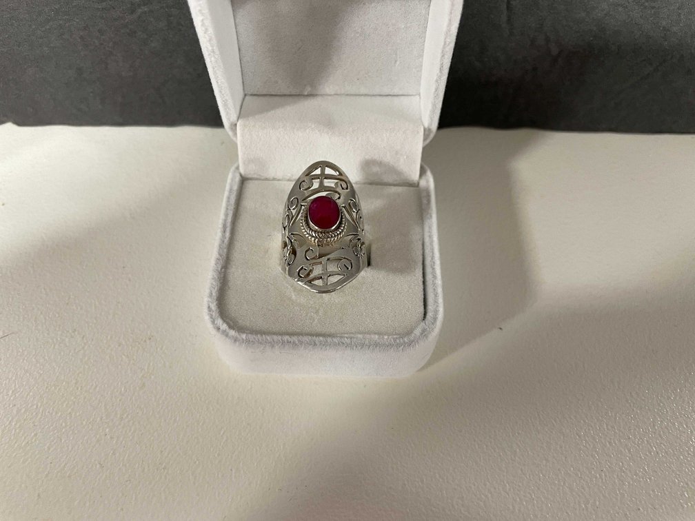 Vintage Sterling Silver Ring 1 CT Ruby Ornate Half Finger (FR1)