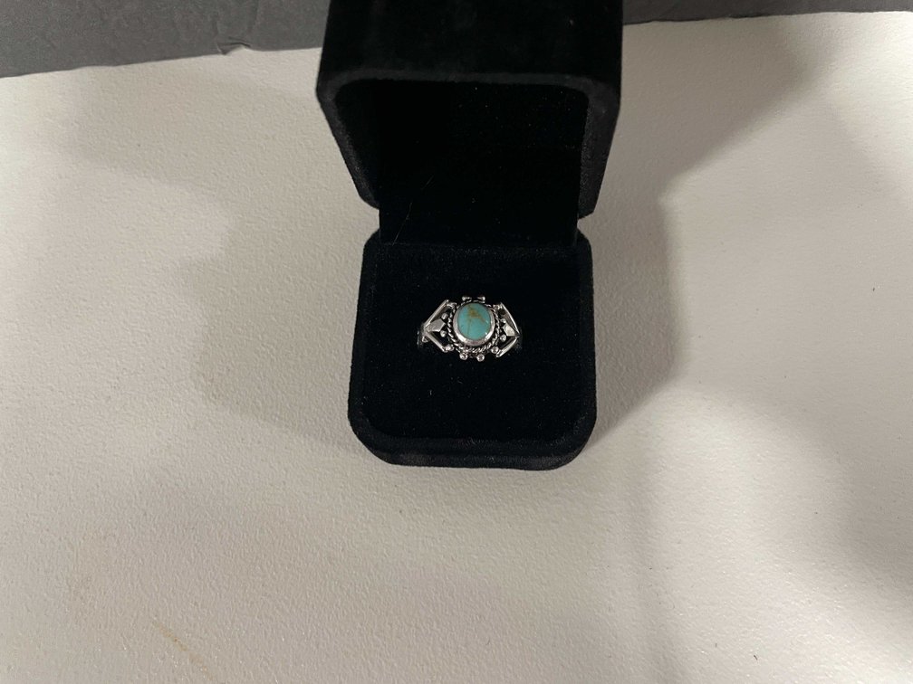 Vintage Sterling Silver Ring With Turquoise (FR1)