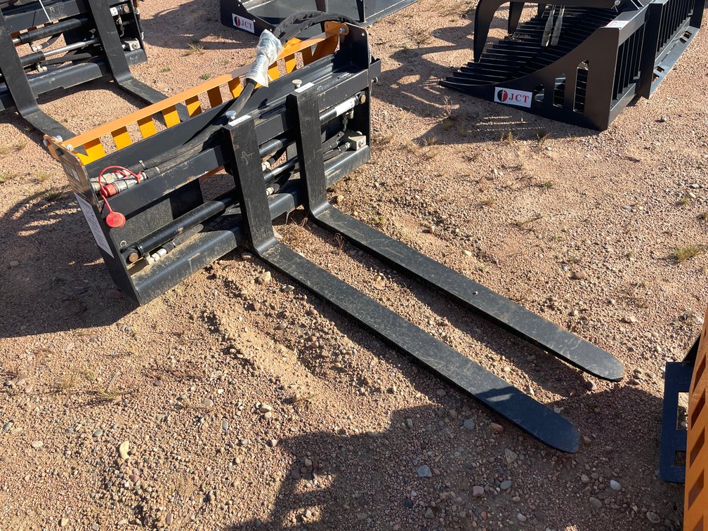 Wolverine Pallet Fork Hydraulic Adjustable Attachment