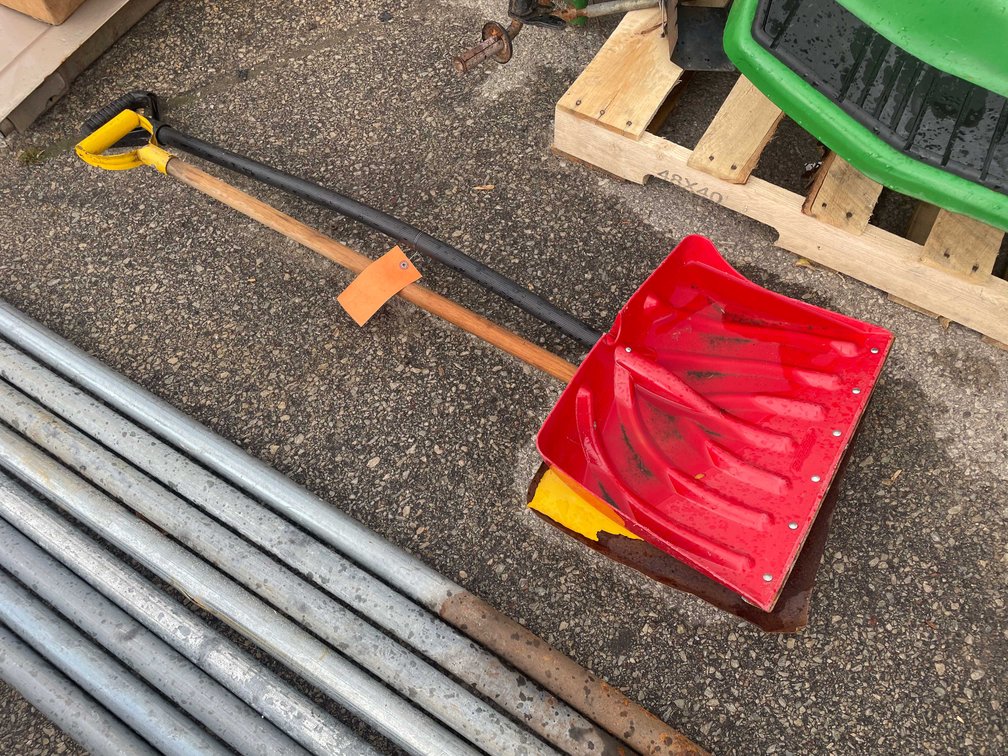 (2) Snow Shovels (O4)