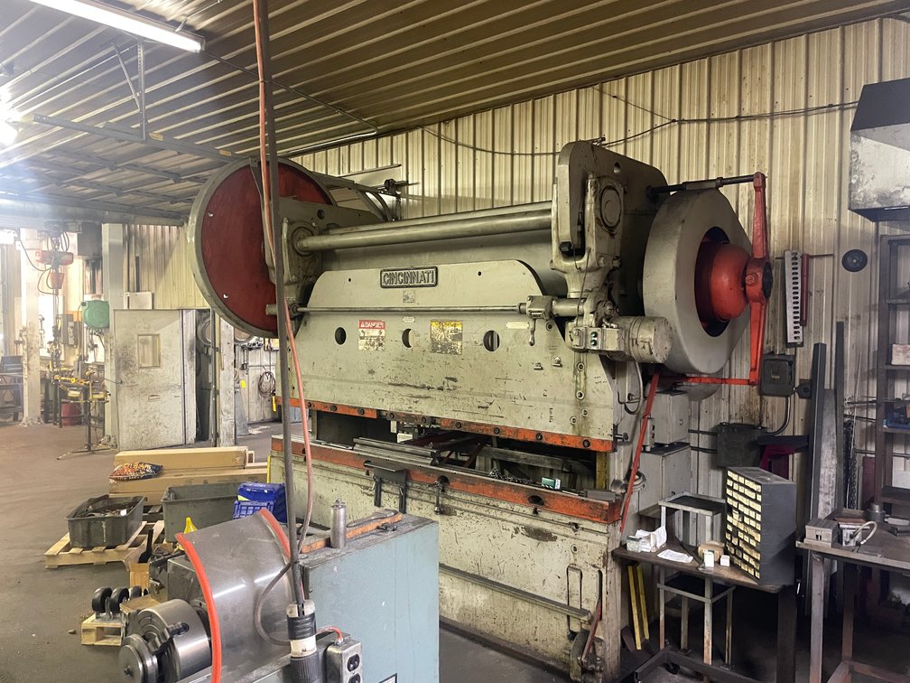 1953 Cincinnati 70 Ton Mechanical Press Brake