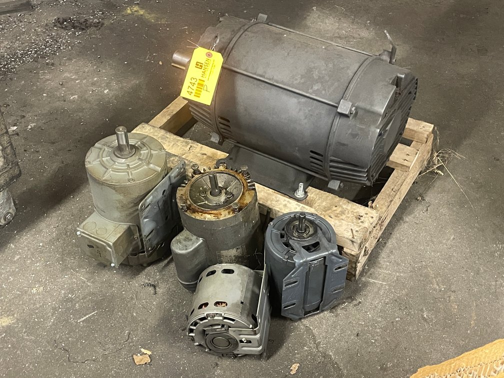 Lot of (6) Motors