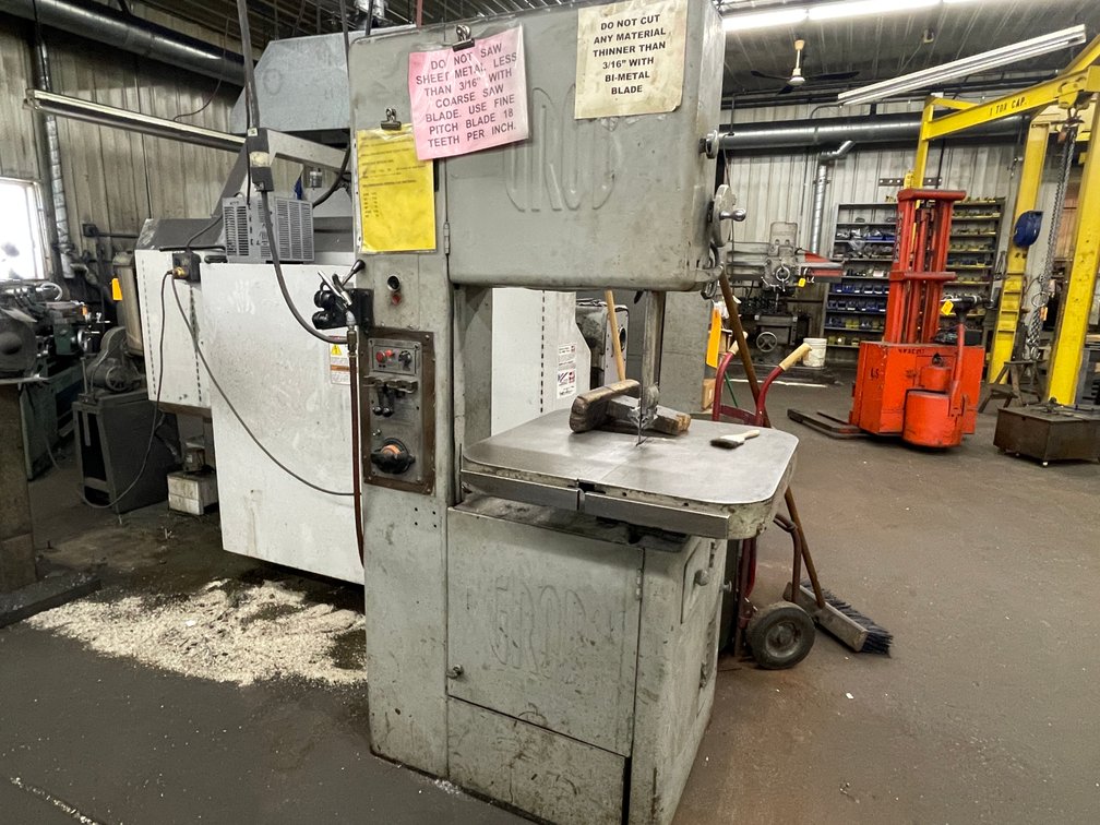 Grob 18" Vertical Band Saw