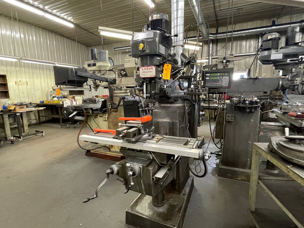 1982 Lagun Republic Vertical Mill