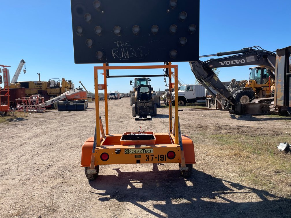 2020 Solar Tech Arrow Board (Trailer #37191) (No Title)