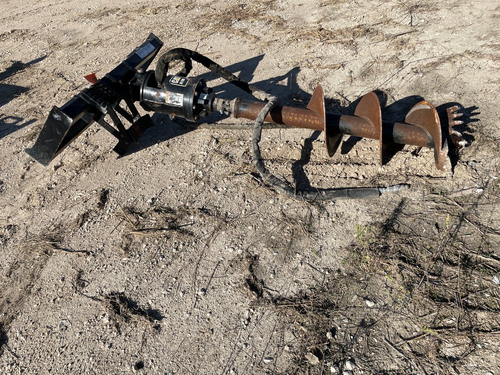 CAT 18" Auger (#33162)