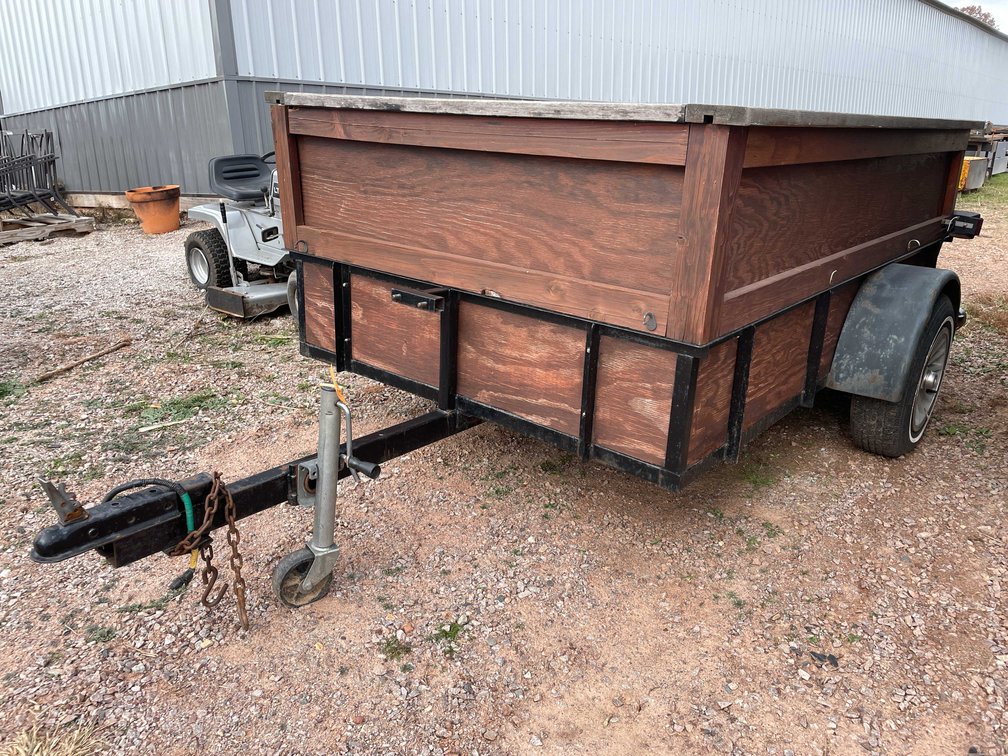Single Axle Utility Trailer (No Title) 