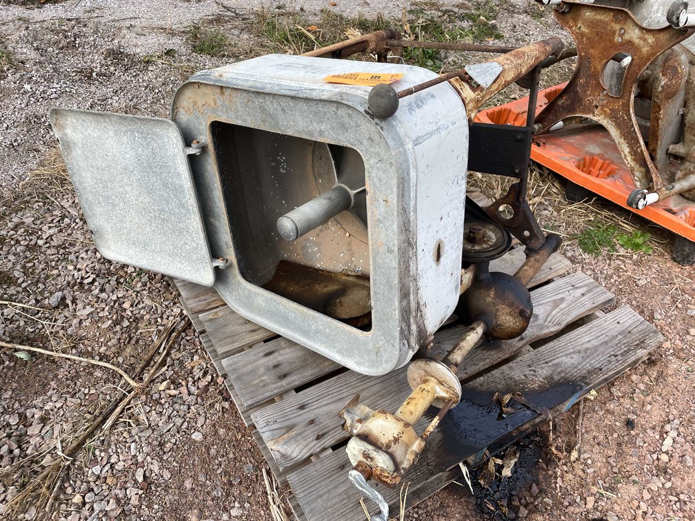 Vintage Maytag Washing Machine 