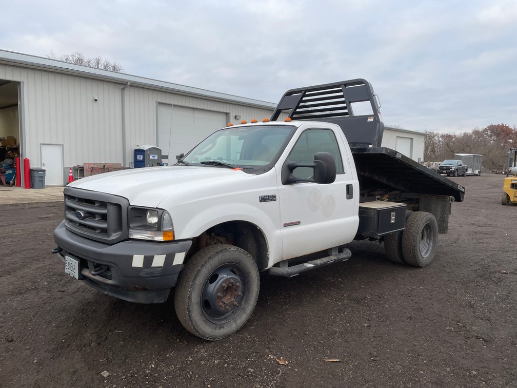 2004 Ford F450 Dumping Flatbed Truck (Has WI Title)