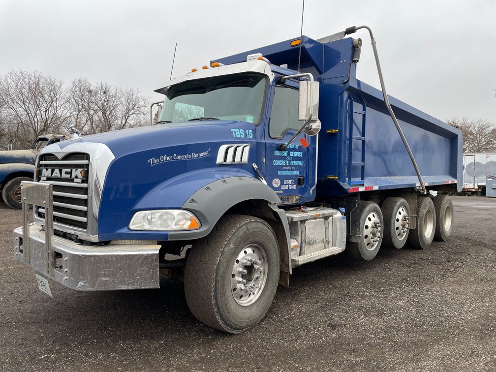 2021 Mack GR104B Quad Axle Dump Truck (Title in Delay)