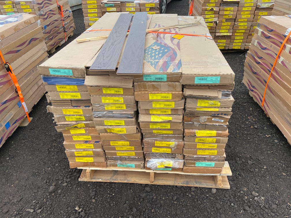 1,325 Sq. Ft. SHAW Engineered Wood Flooring Color #941