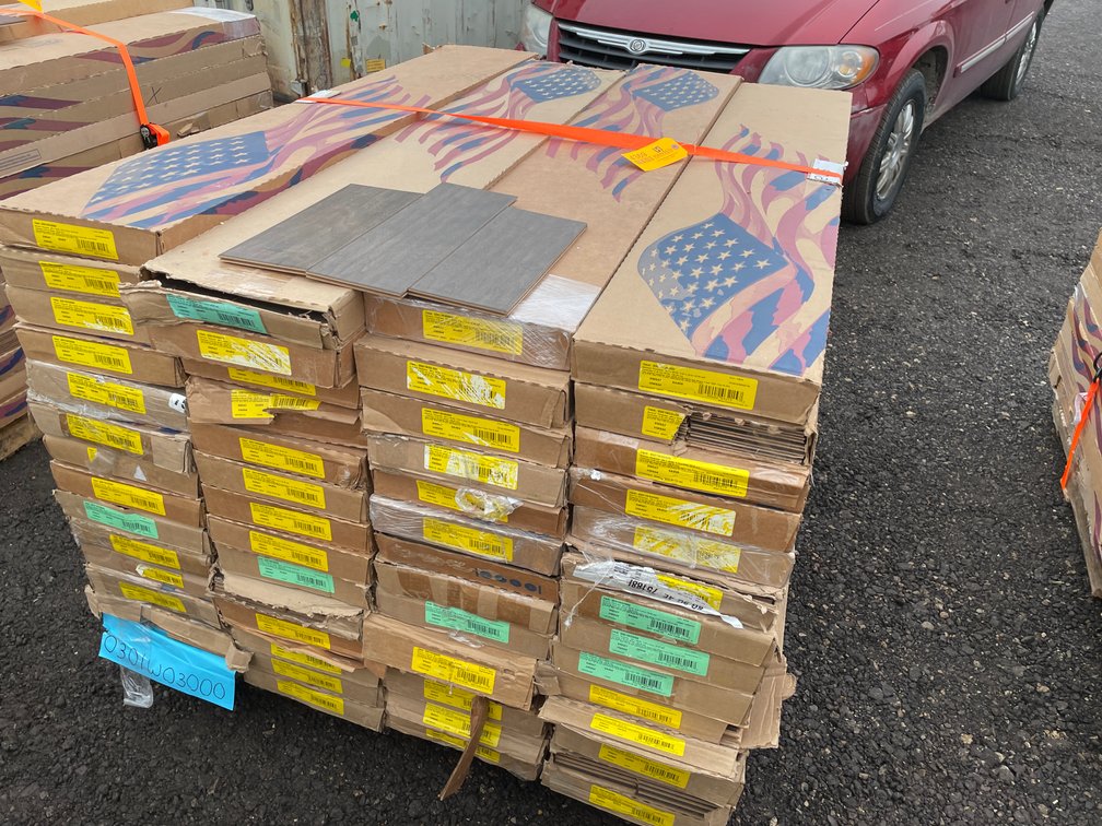 1,325 Sq. Ft. SHAW Engineered Wood Flooring Color #3000