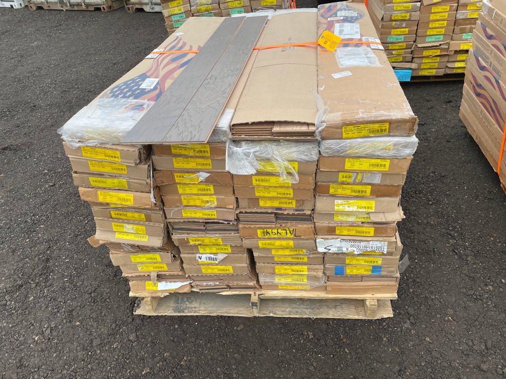 1,325 Sq. Ft. SHAW Engineered Wood Flooring Color #5003