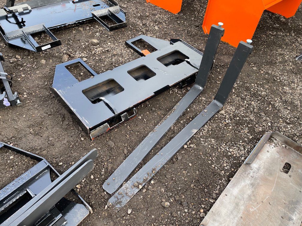 Skidsteer Pallet Forks
