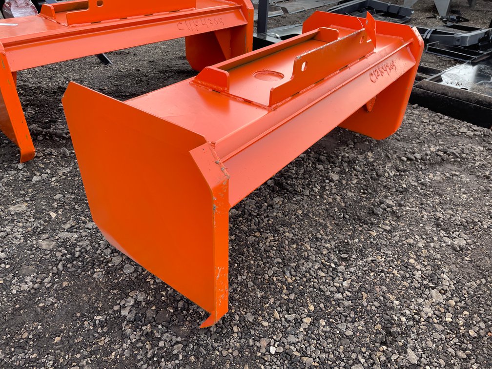 Mini Skidsteer Snow Pusher