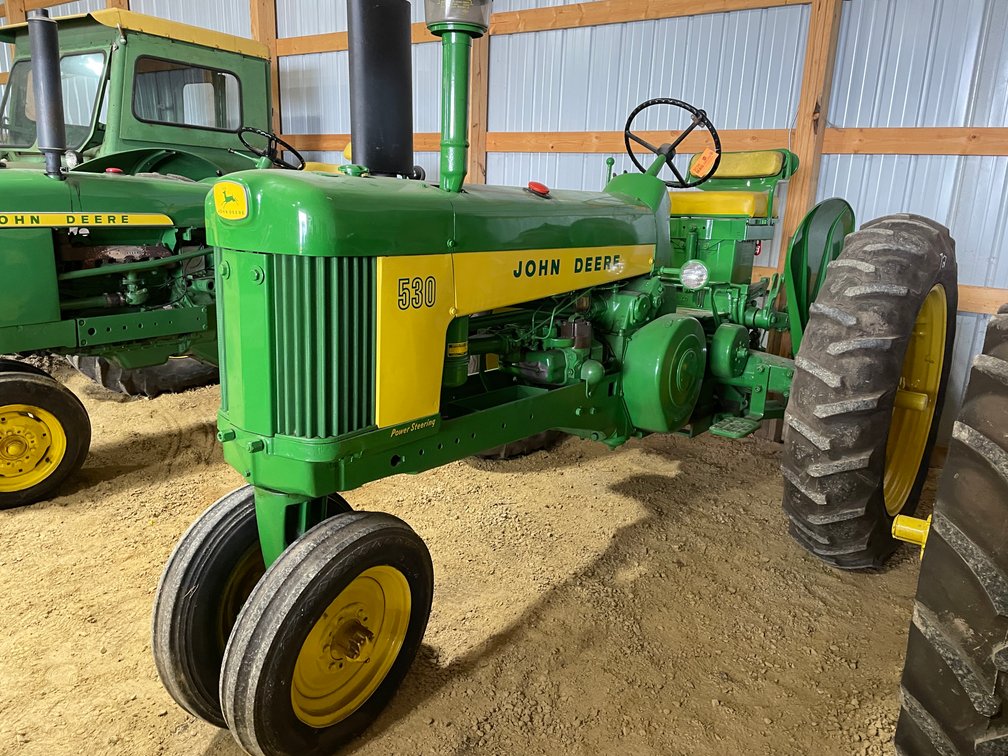 John Deere 530 Narrow Front Tractor