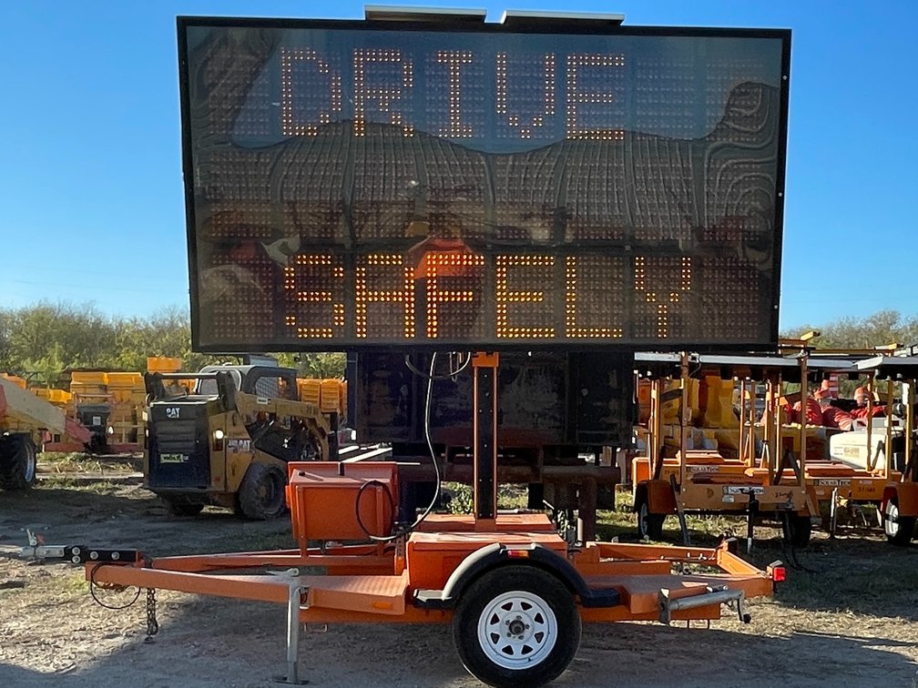 2018 Vermac Message Board (Trailer #37153) (No Title)