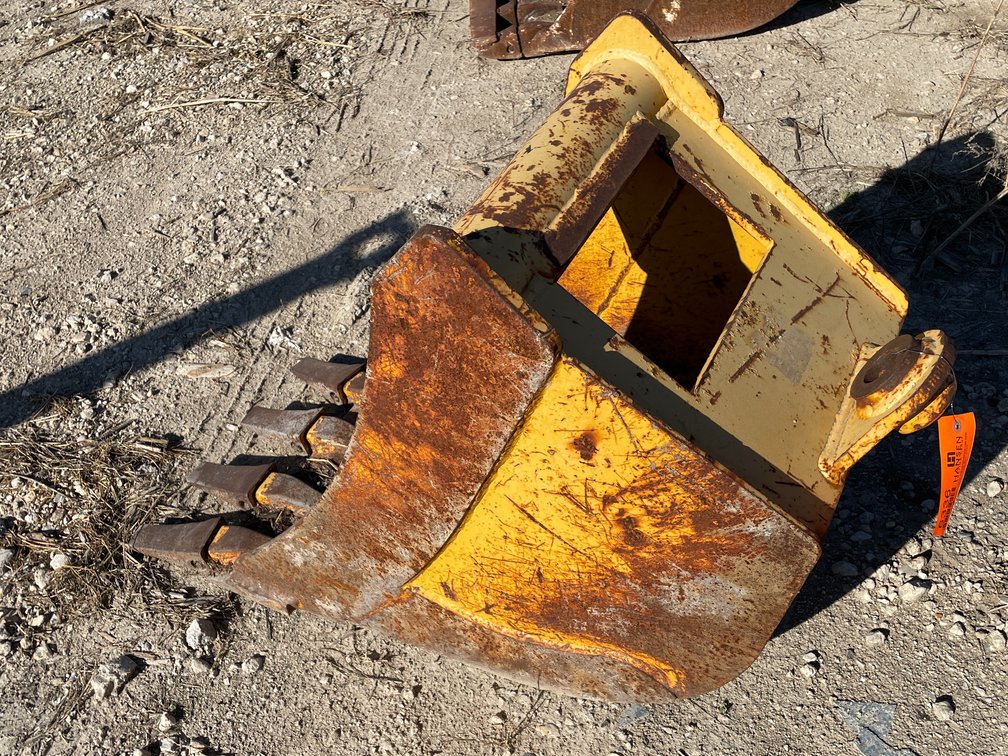 John Deere Excavator Bucket