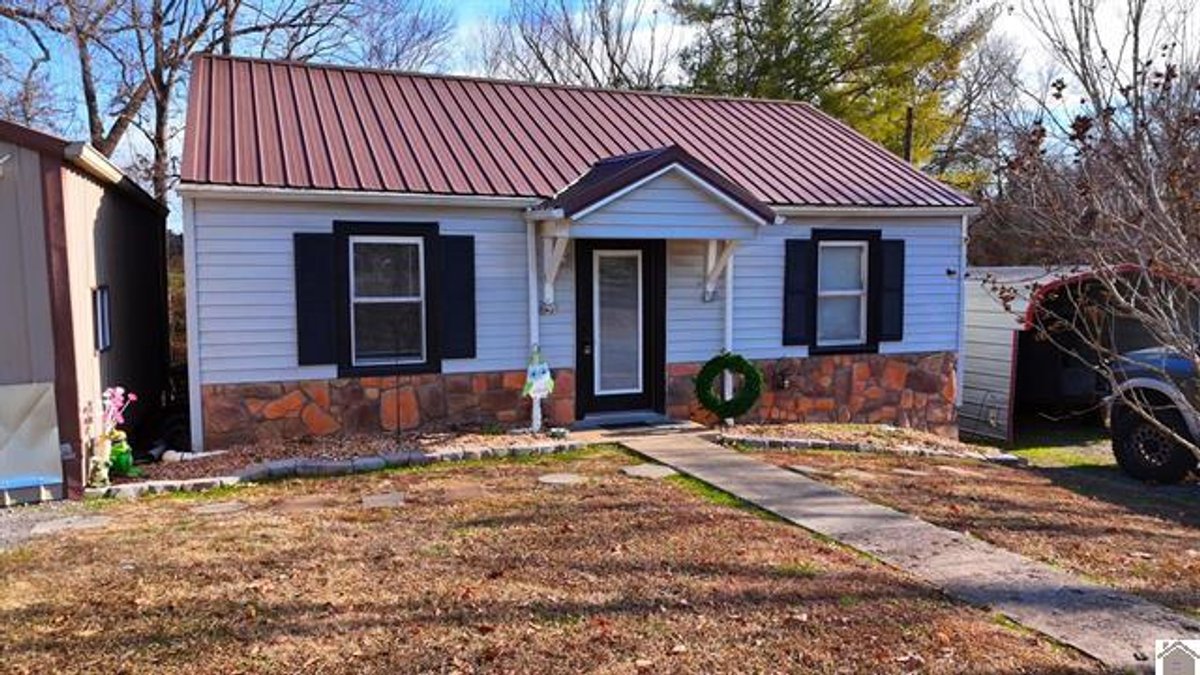Image for 15 North Anna Street Cadiz, KY 42211