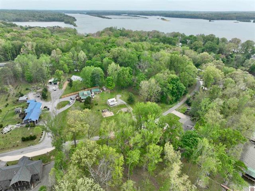 Image for 105 Charlotte Cove Cadiz, KY 42211