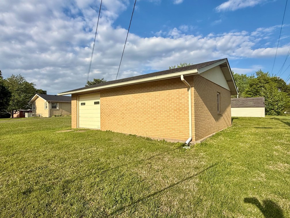 Image for 300 Third Street Auction