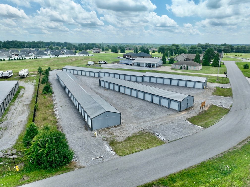 Image for COMMERCIAL REAL ESTATE AUCTION
