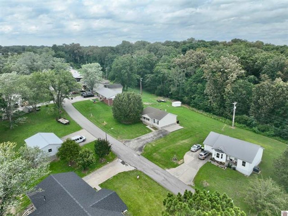 Image for 35 Cardinal Drive Cadiz, KY 42211