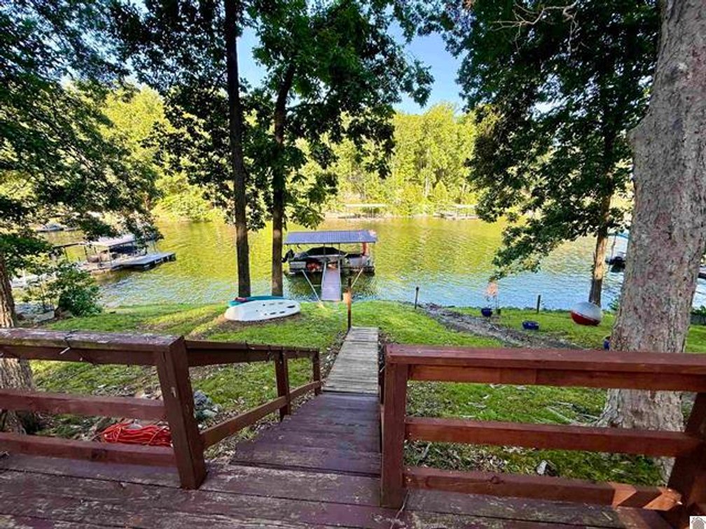 Image for 318 Horseshoe Dr. Cadiz, KY 42211