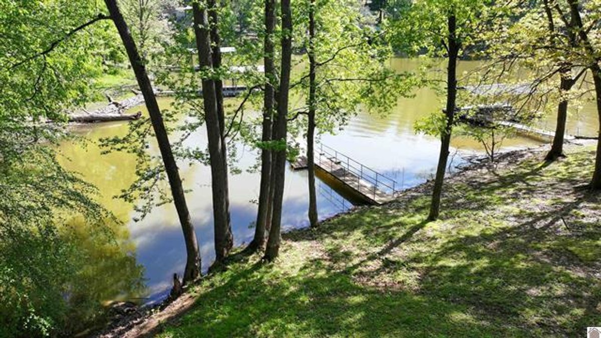 Image for 88 S Lakeshore Drive Cadiz, KY 42211