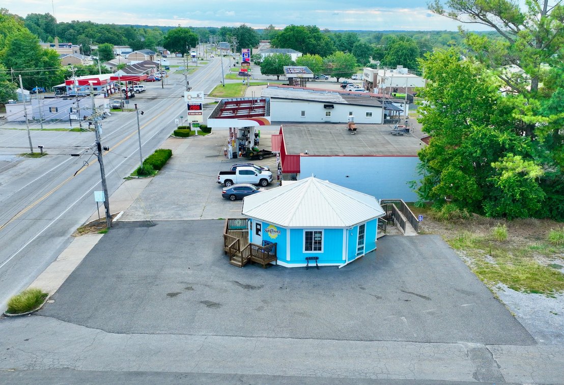 Image for 301 Main St., Cadiz, KY 42211 Auction