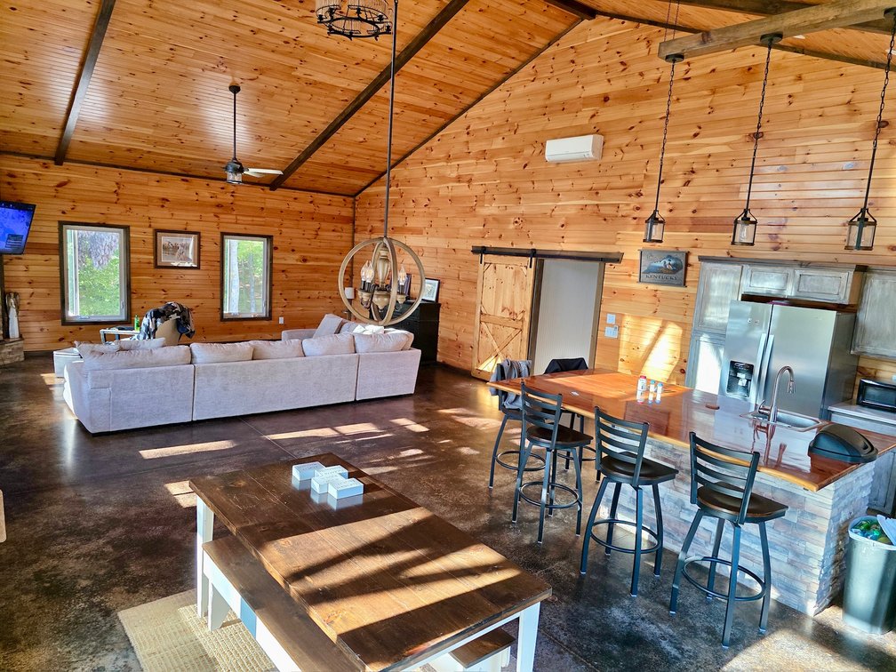 Image for Private Escape Near Lake Barkley Auction