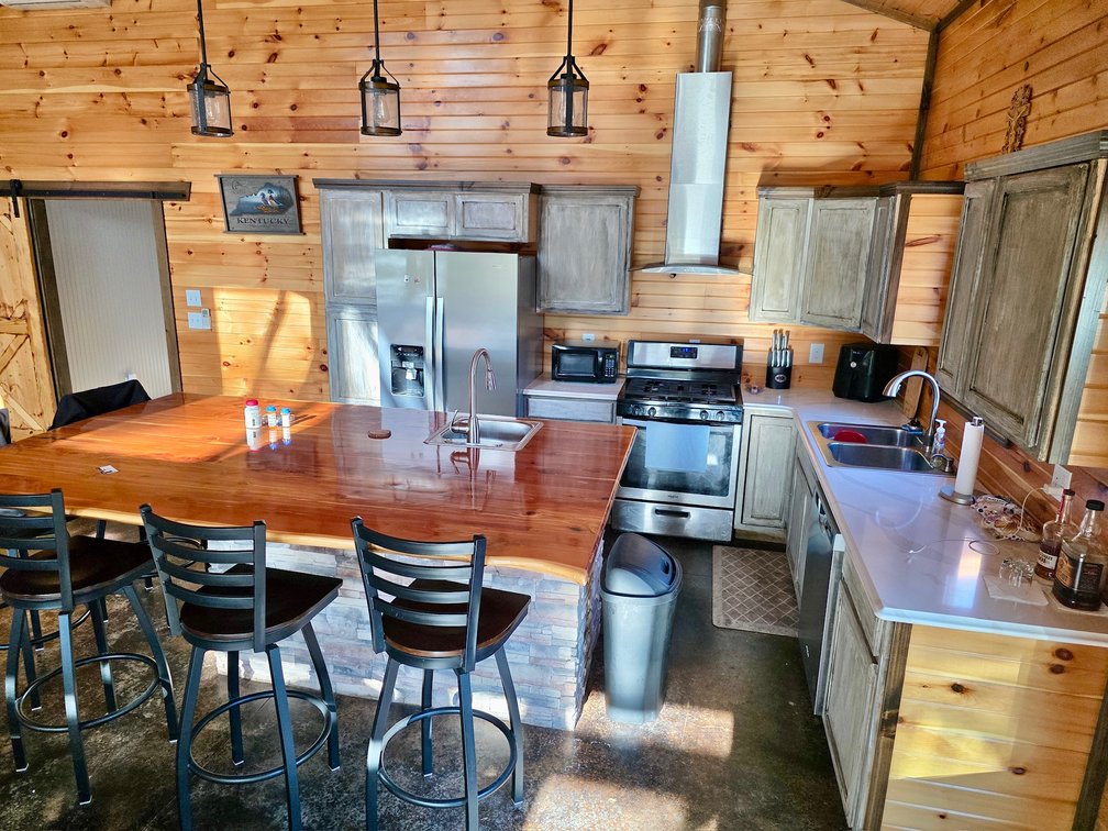 Image for Private Escape Near Lake Barkley Auction