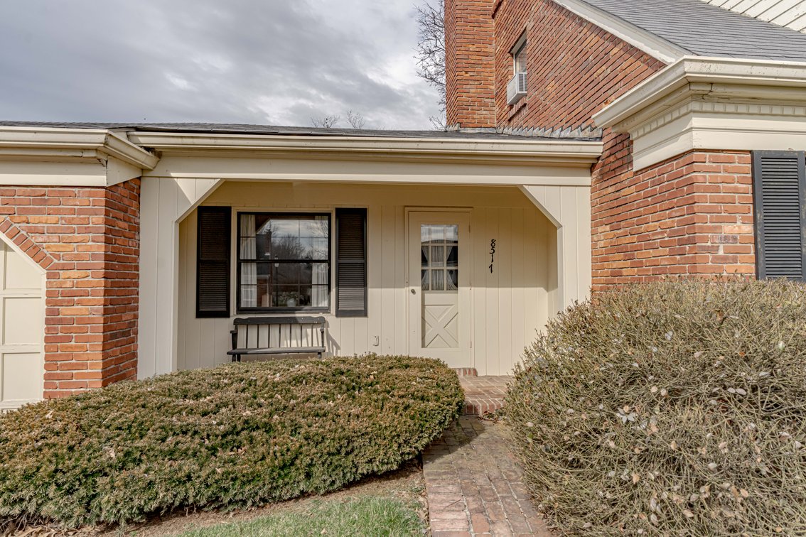 Image for Absolute Estate Auction in The City of Hurstbourne - Real Estate