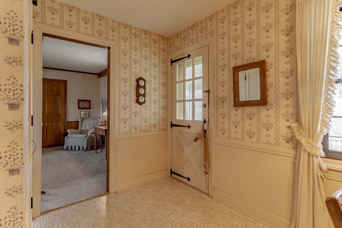 Image for Absolute Estate Auction in The City of Hurstbourne - Real Estate