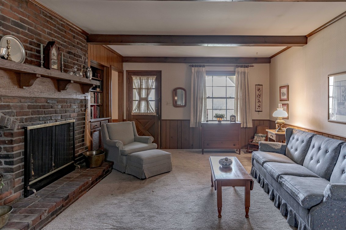 Image for Absolute Estate Auction in The City of Hurstbourne - Real Estate